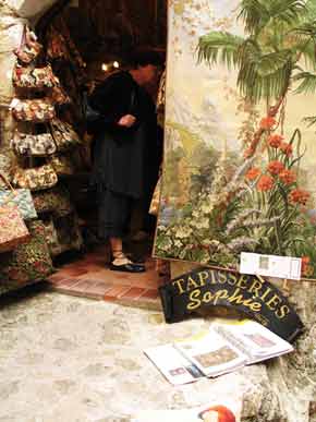 TapestryShop-v-042405-1127a