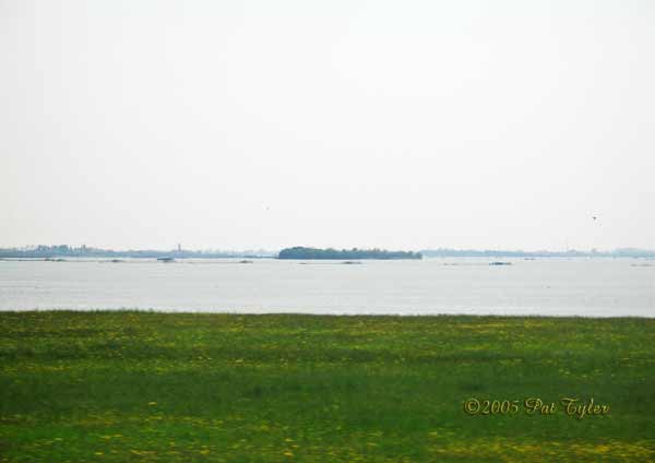 FromPlane-050205-1148a